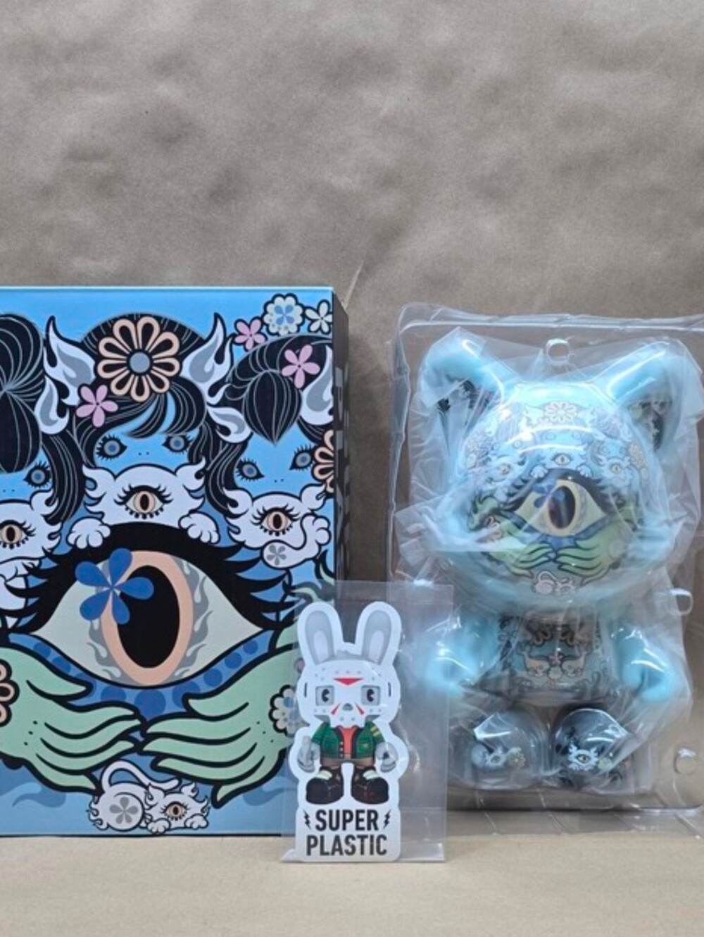 Superplastic Ailurophile Azure By Junko Mizuno 8" Vinyl Figure w/Accessories....